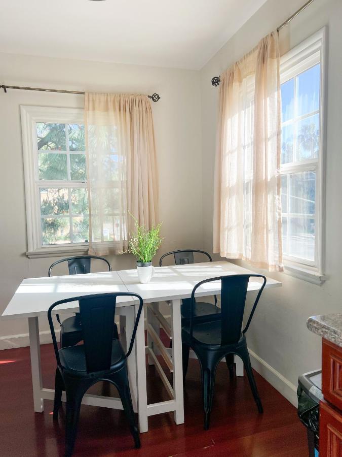 Charming Century City Condo Los Angeles Bagian luar foto